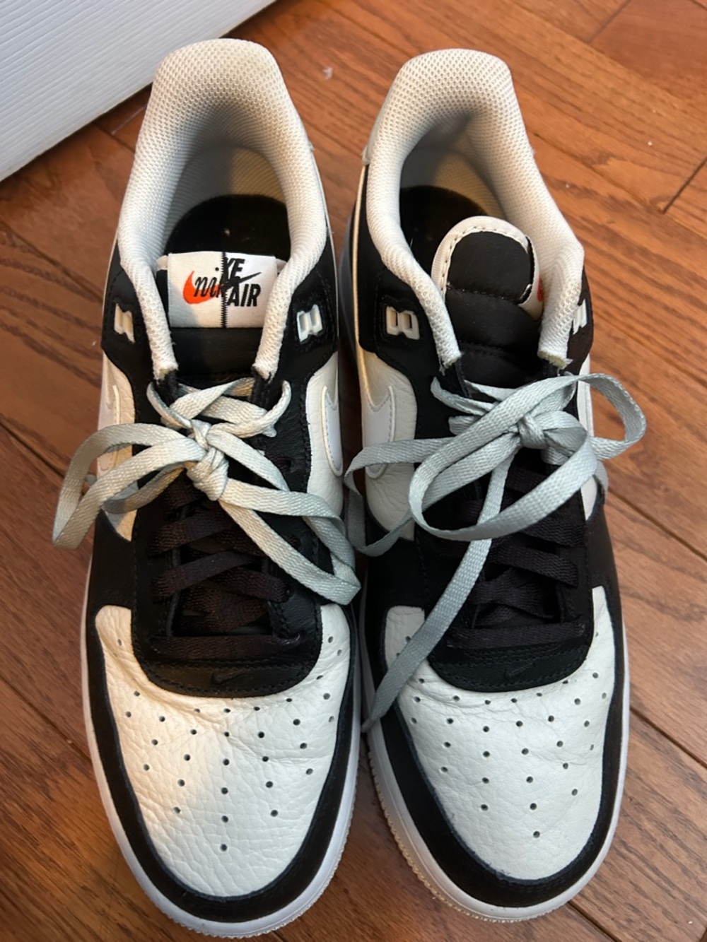 Nike Air Low-Top Sneakers in White, Black and Light Gray